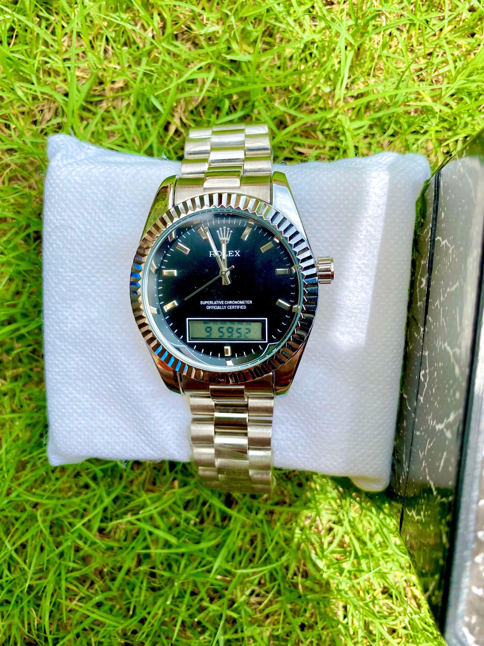 Modern Dual Display Wristwatch – Stainless Steel | Analog + Digital - Image 2