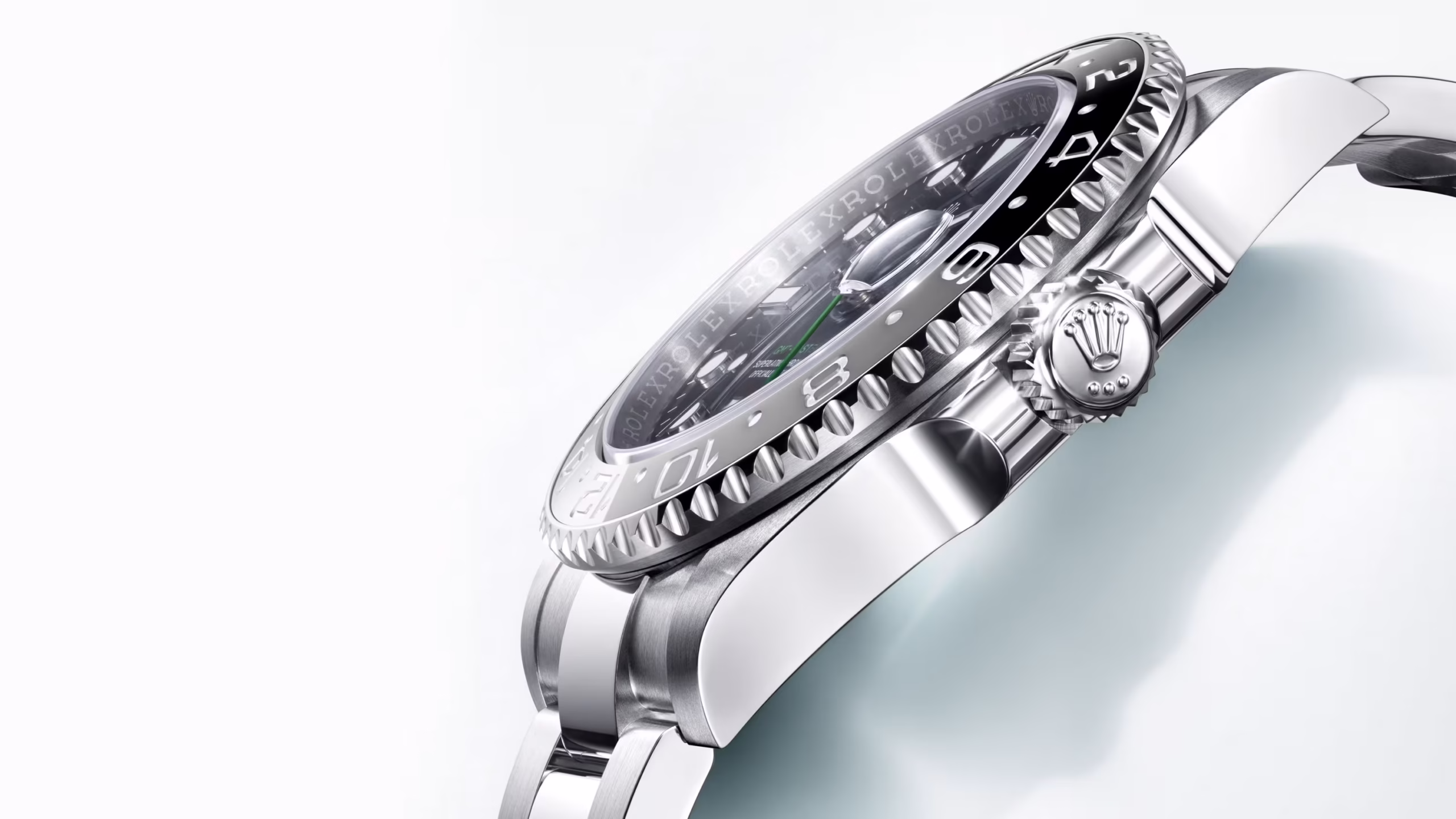 Premium Quartz Dive Wristwatch – Black Dial with Rotating Bezel | Water Resistant | 1-Year Warranty | Original Box Included - Image 2