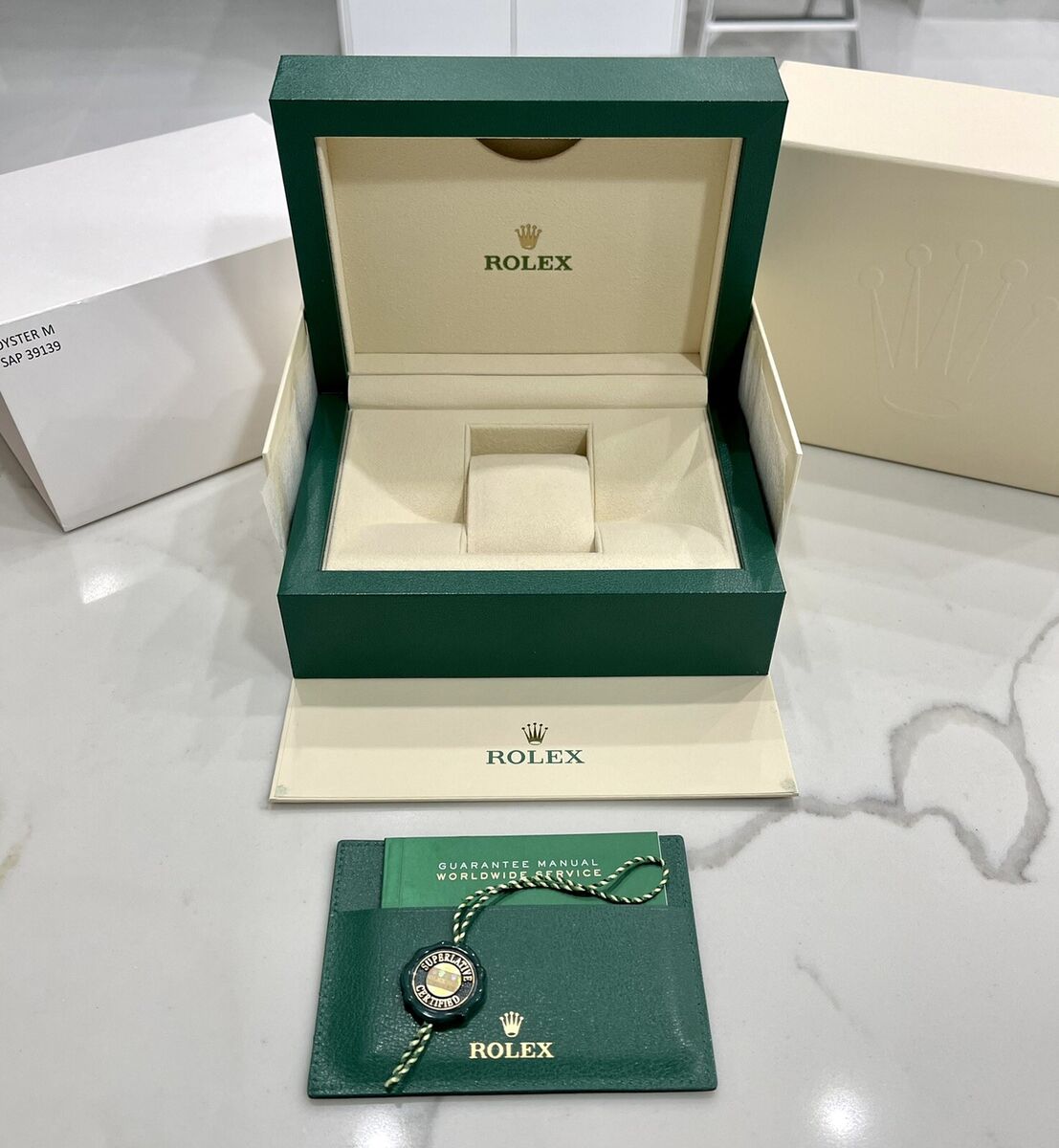 Premium Quartz Dive Wristwatch – Black Dial with Rotating Bezel | Water Resistant | 1-Year Warranty | Original Box Included - Image 4